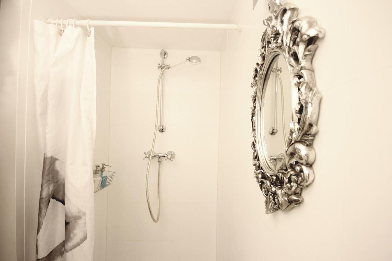 For The Bold, Chic And Open Minded Apartment Виена Екстериор снимка